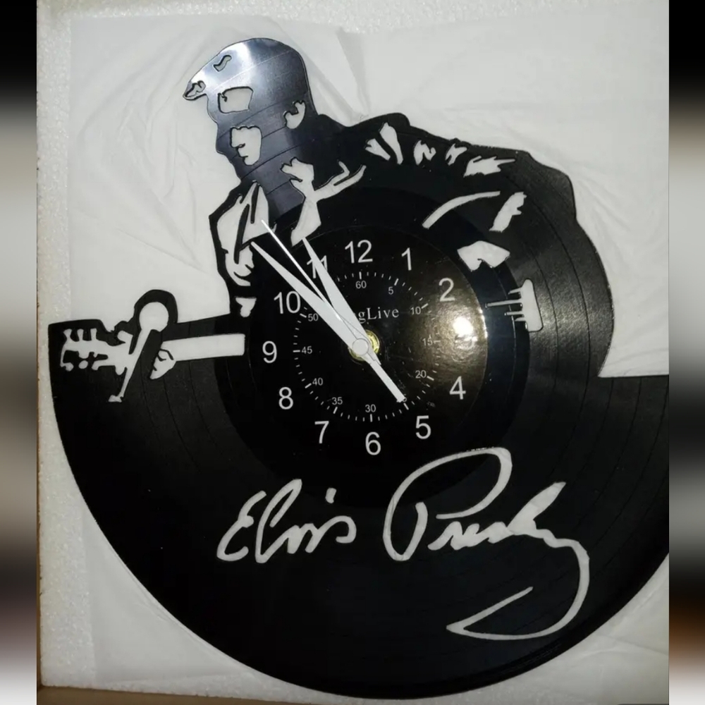 New Elvis Presley 12" clock SHIPPING IS AVAILABLE